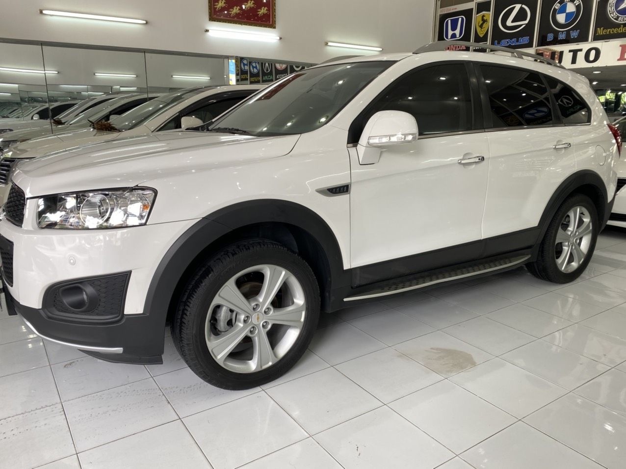 Chevrolet Captiva 2015 - Màu trắng