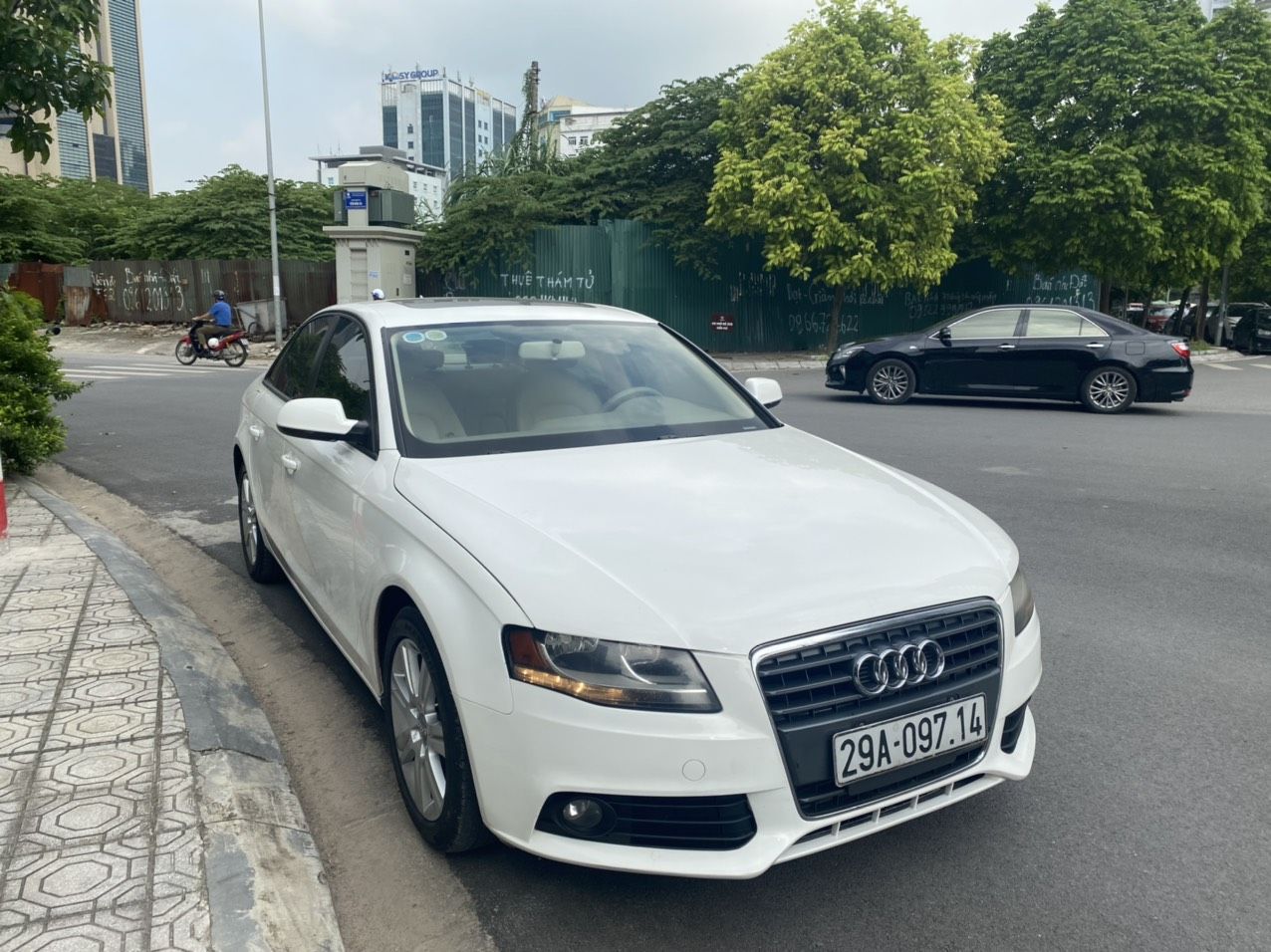 Audi A4 2009 - Màu trắng, nhập khẩu