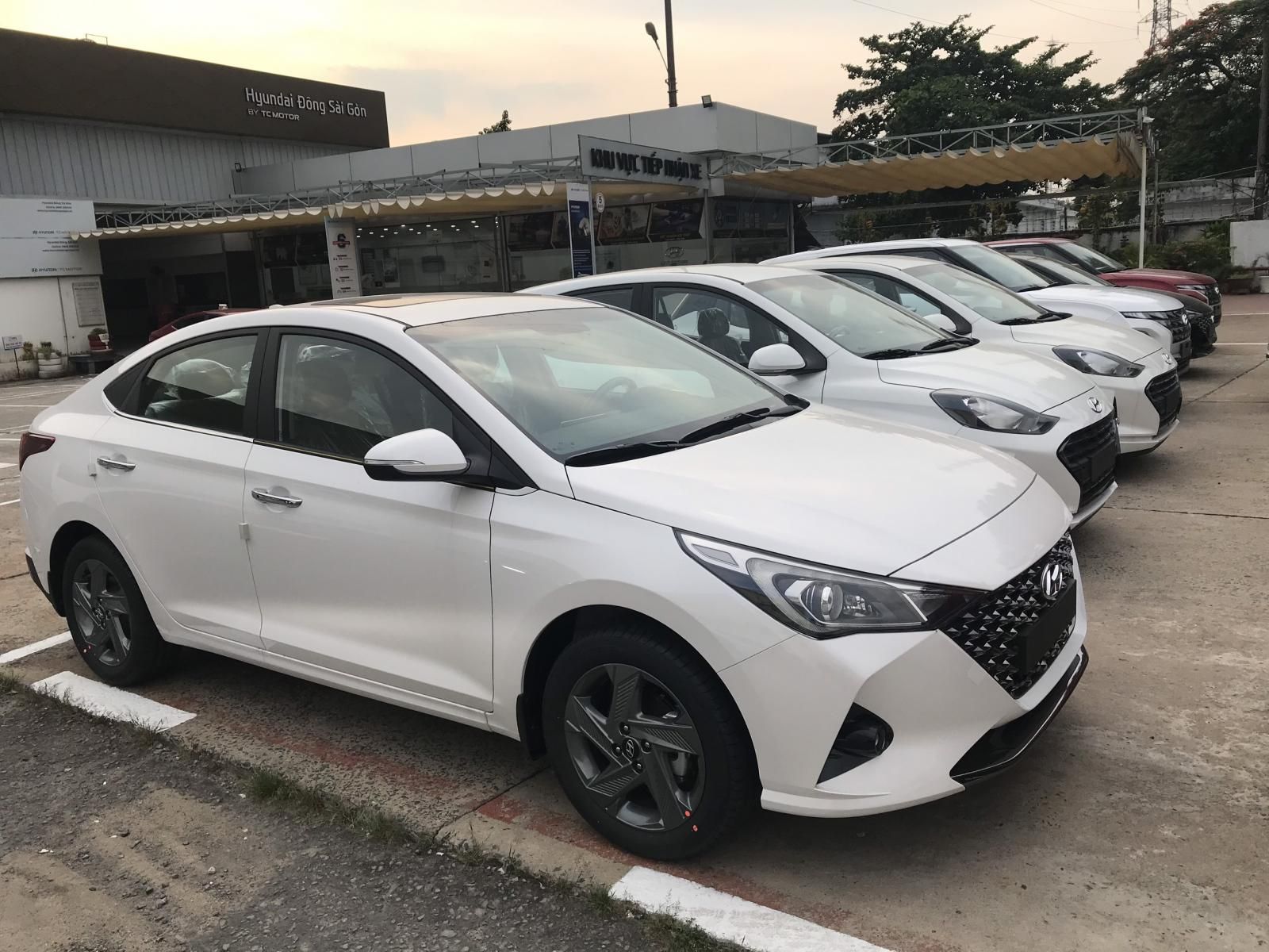 Hyundai Accent 2022 - Giảm 20tr tiền mặt vào giá xe, đủ màu đủ phiên bản giao ngay