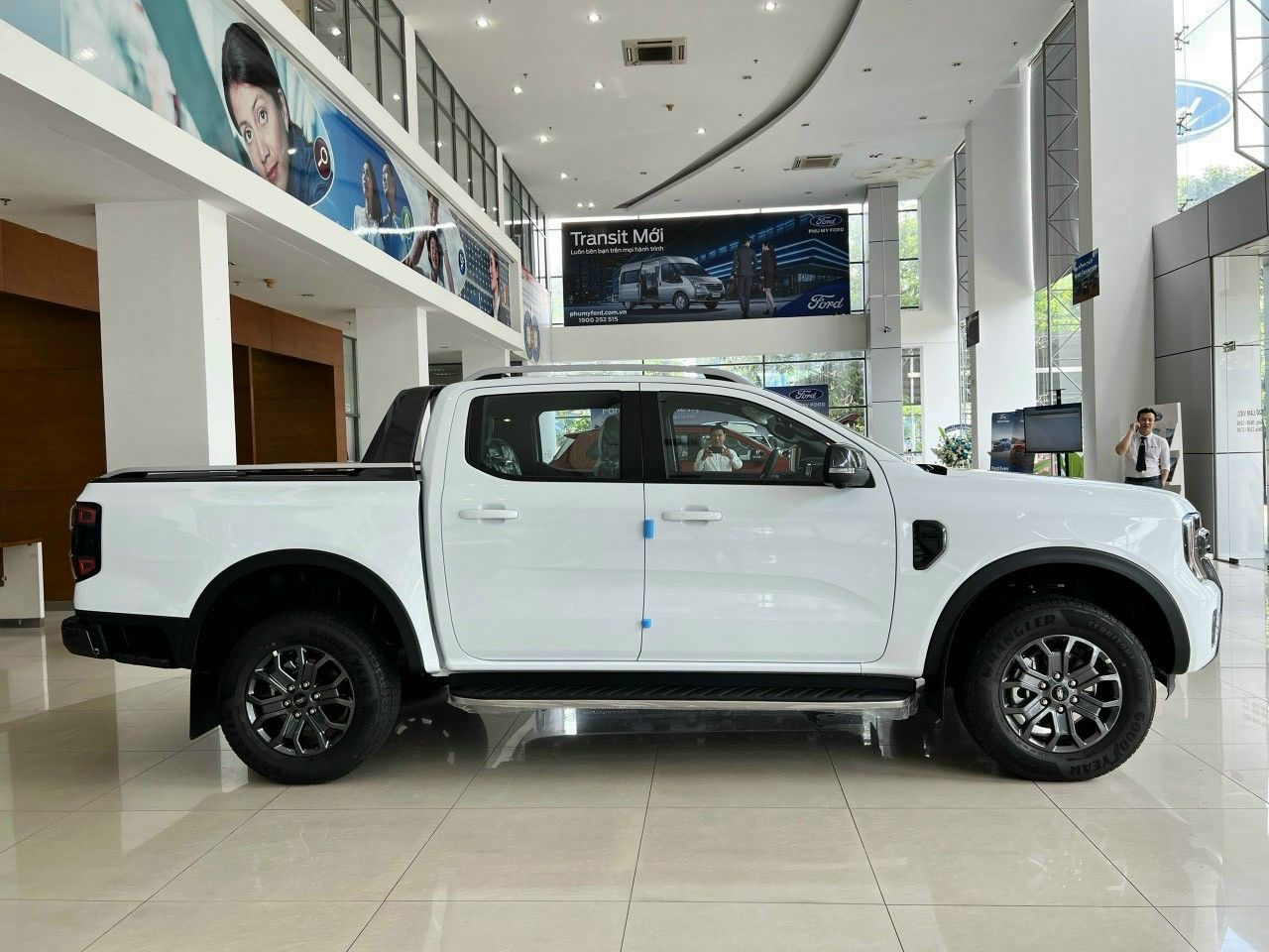 Ford Ranger 2022 - Giá tốt tháng 9/2022, sẵn xe giao ngay, hỗ trợ trả góp 80%