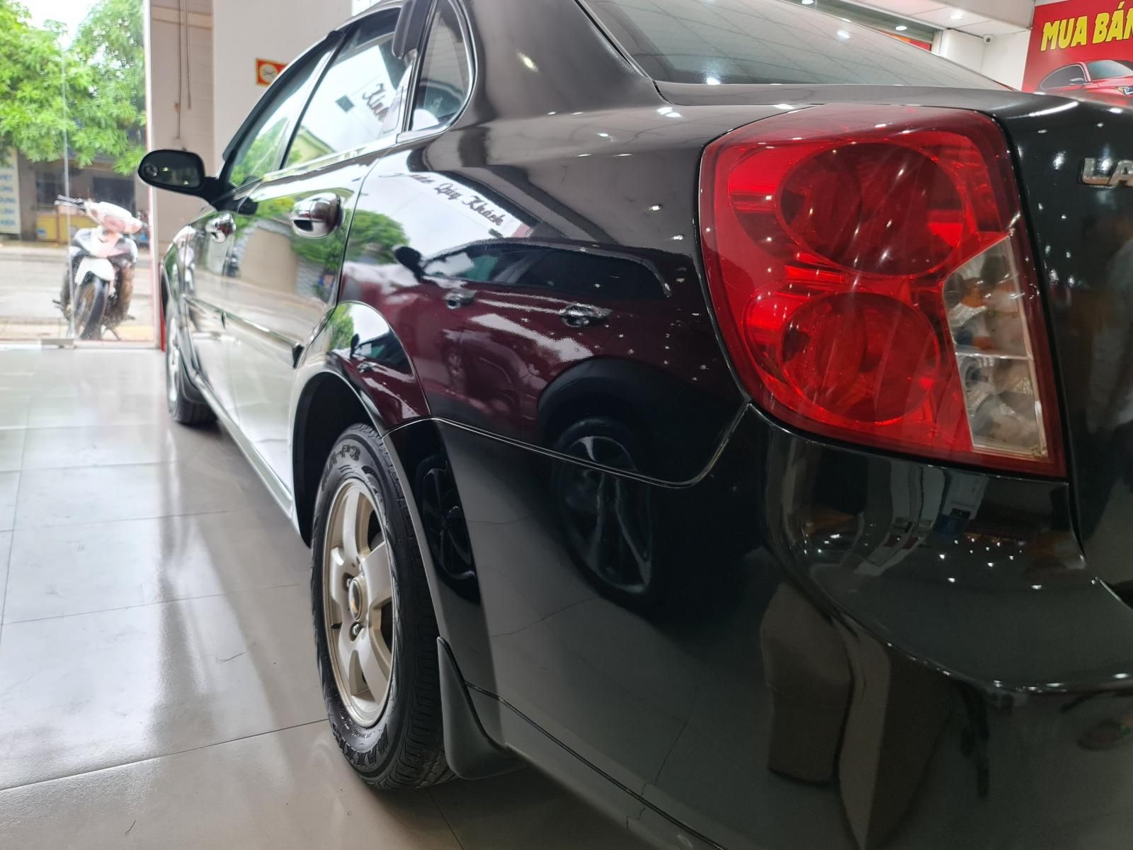 Chevrolet Lacetti 2012 - Bán gấp xe, máy móc đi êm ru, giá tốt bán nhanh cho ace thiện chí