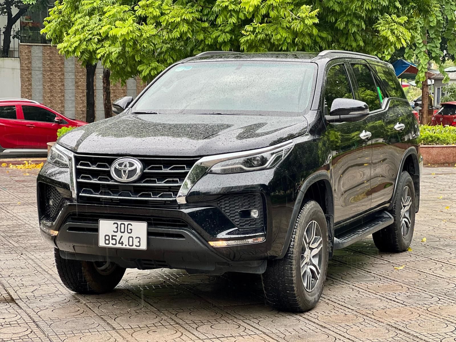 Toyota Fortuner 2021 - Bán xe chạy 20.000km