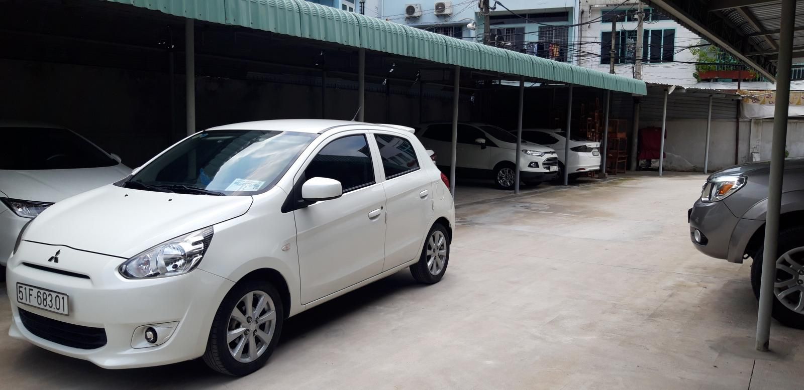 Mitsubishi Mirage 2015 - Cần bán xe Mirage gia đình sử dụng kỹ