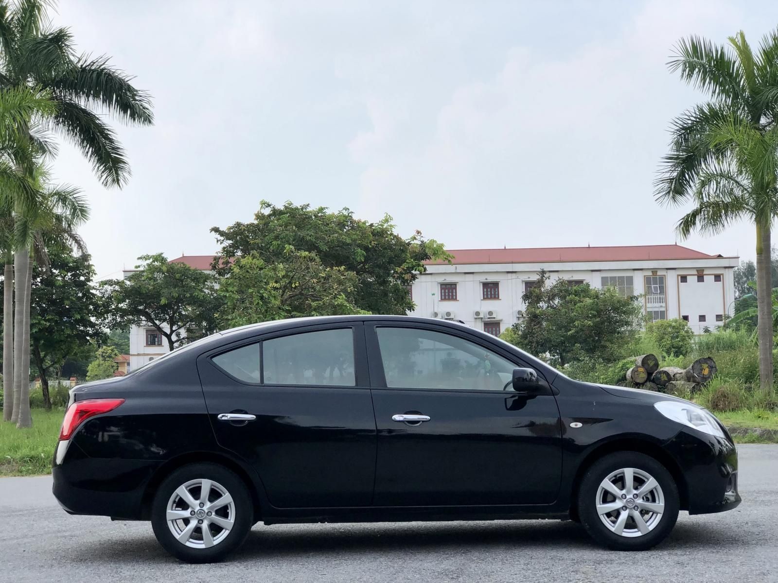 Nissan Sunny 2013 - Xe 1 chủ không dịch vụ dành cho người yêu cái đẹp