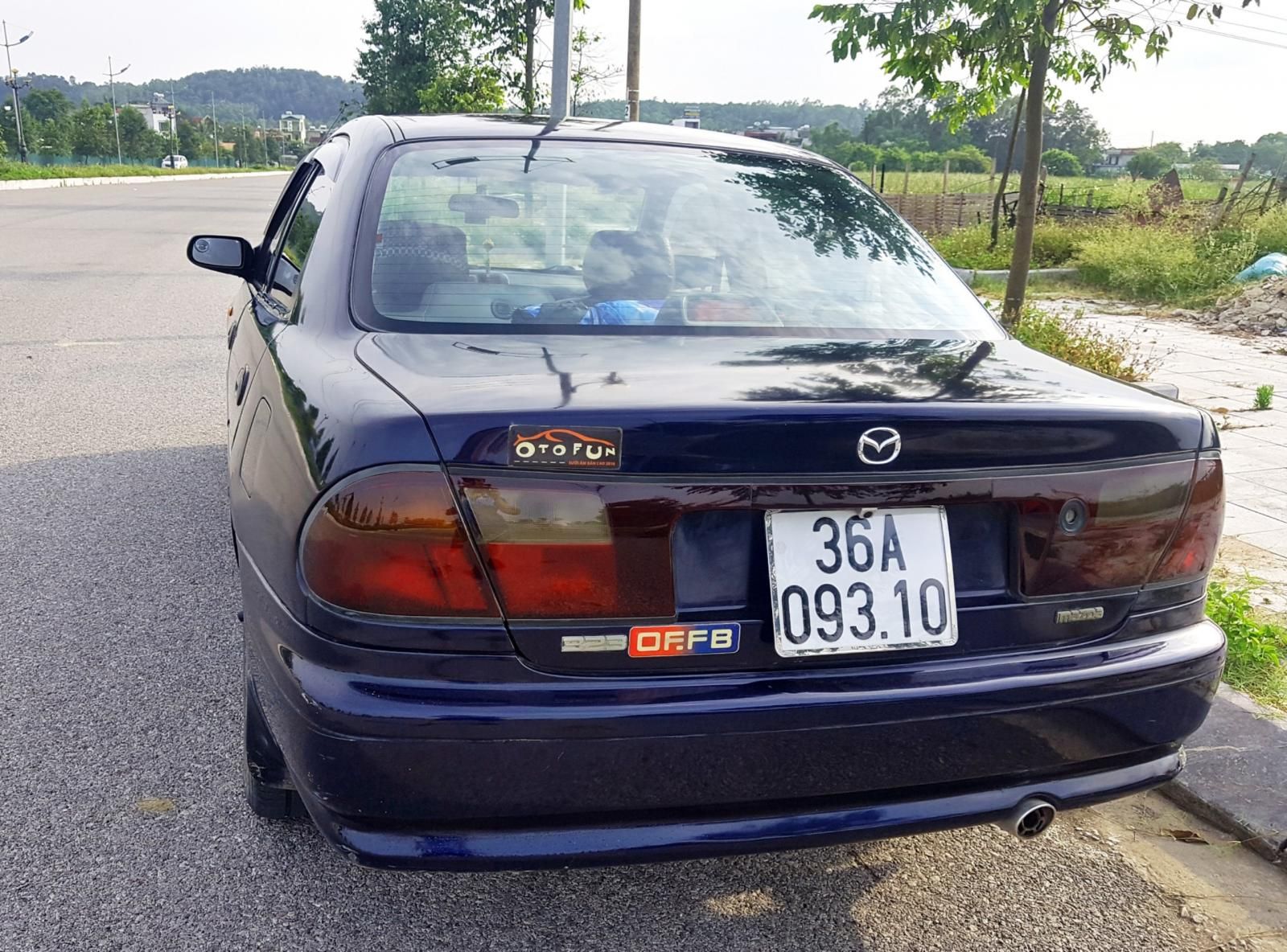 Mazda 323 1999 - Xe chính chủ bản đủ, đang đi hàng ngày