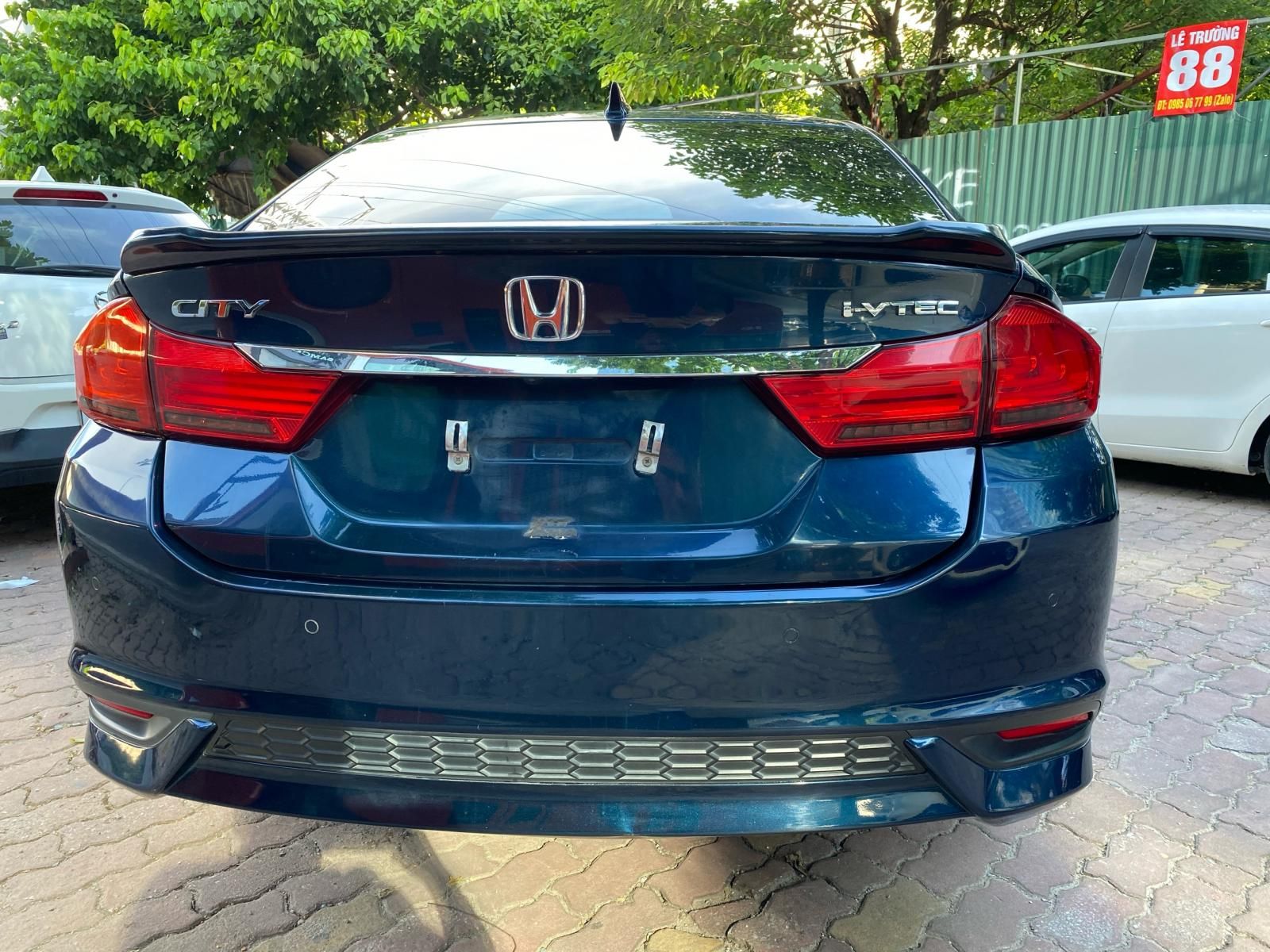 Honda City 2018 - Số tự động, xe mới kinh cong, biển phố không mất 20 triệu. Xe 1 chủ mua từ mới, xe thật đẹp