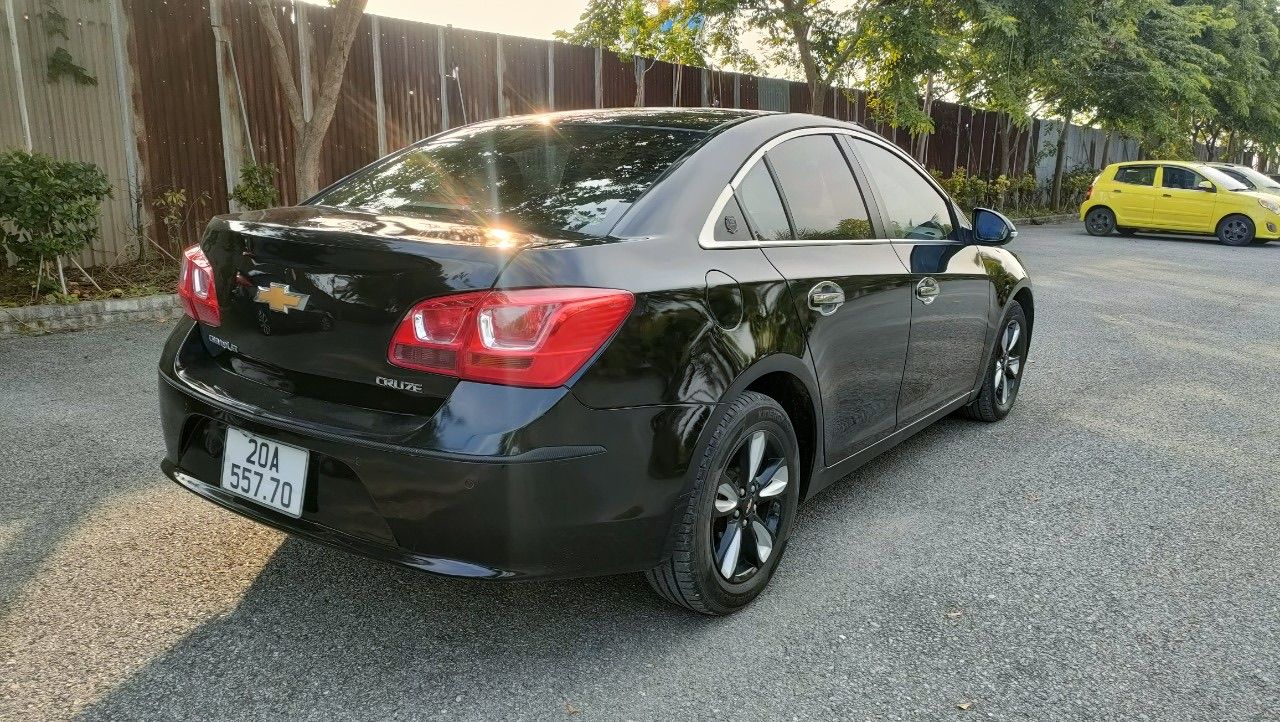 Chevrolet Cruze 2016 - Bản đủ đăng ký lần đầu 2016 xe gia đình giá tốt