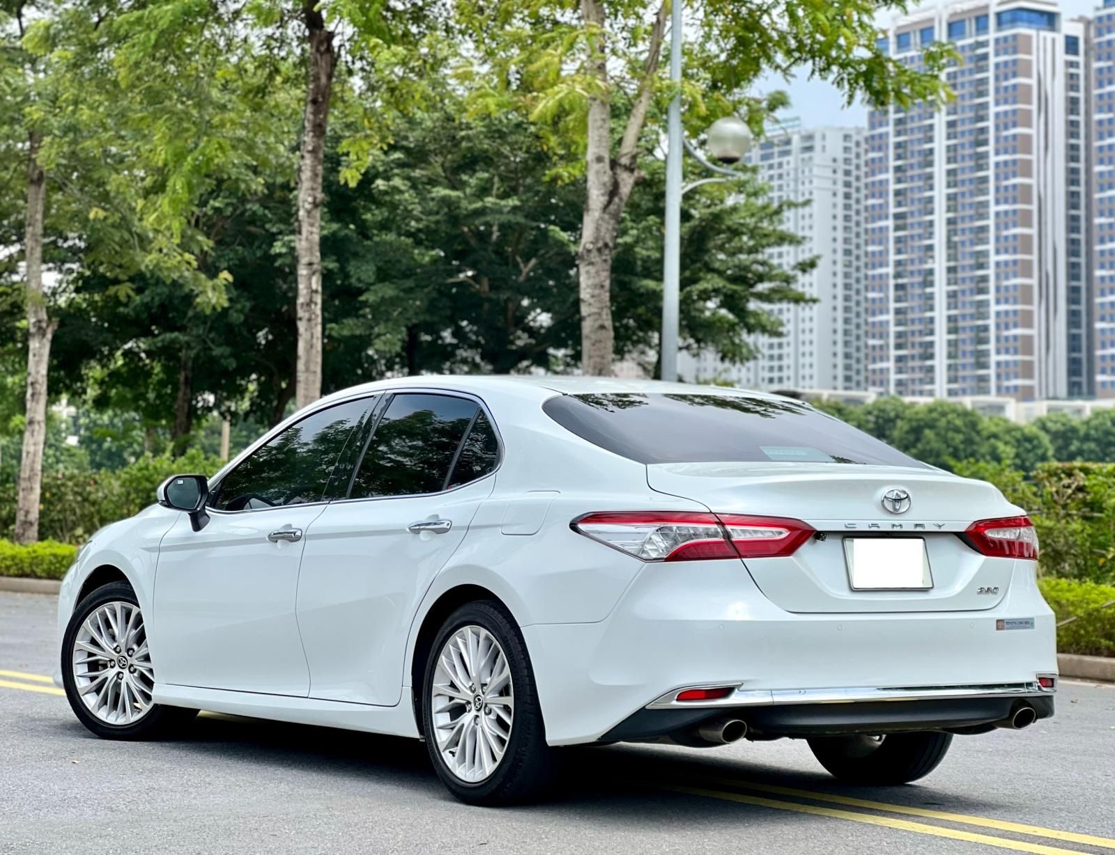 Toyota Camry 2020 - Siêu lướt biển Hà Nội