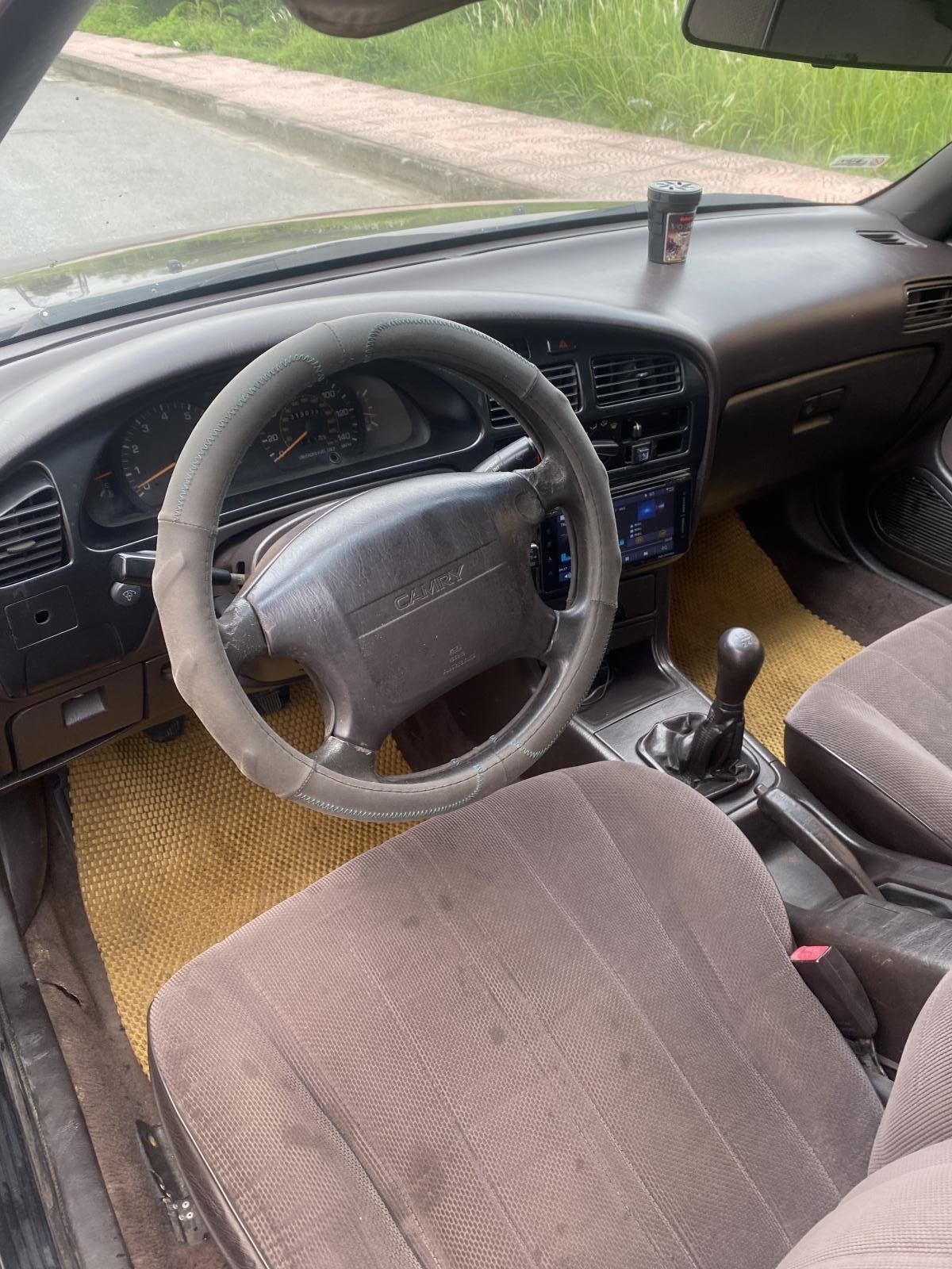 Toyota Camry 1993 - Bán xe giá cực tốt