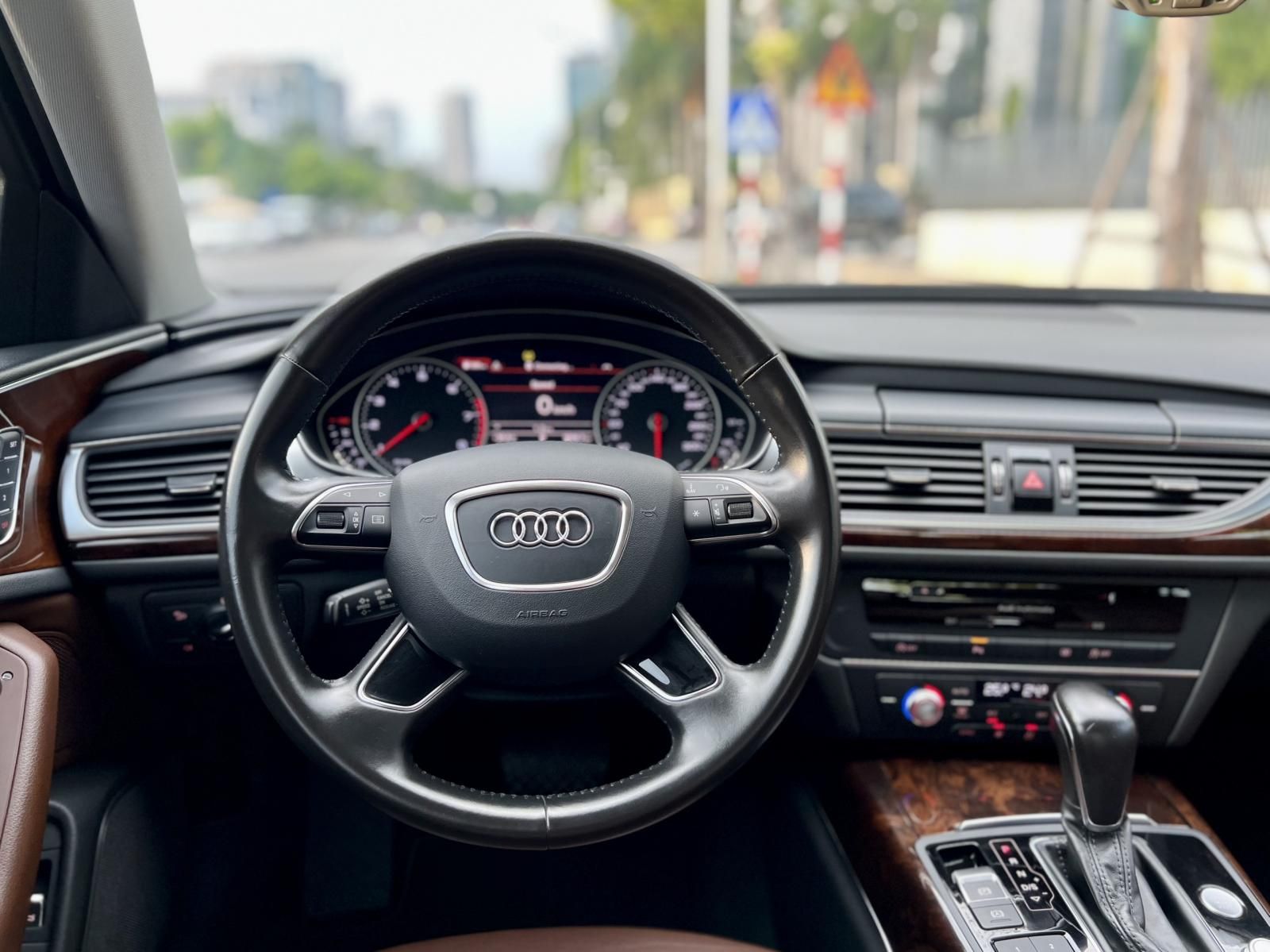 Audi A6 2016 - Xe màu đen, xe nhập