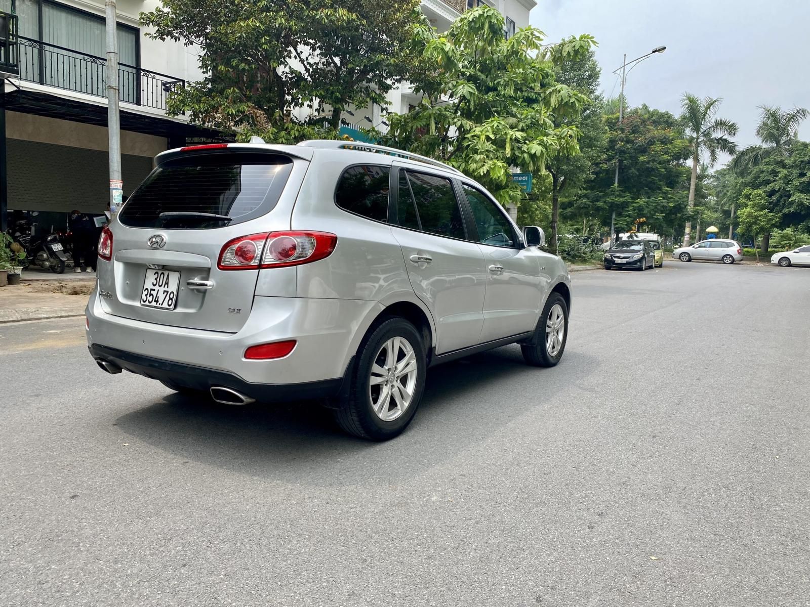 Hyundai Santa Fe 2009 - Màu bạc còn mới, giá 525tr