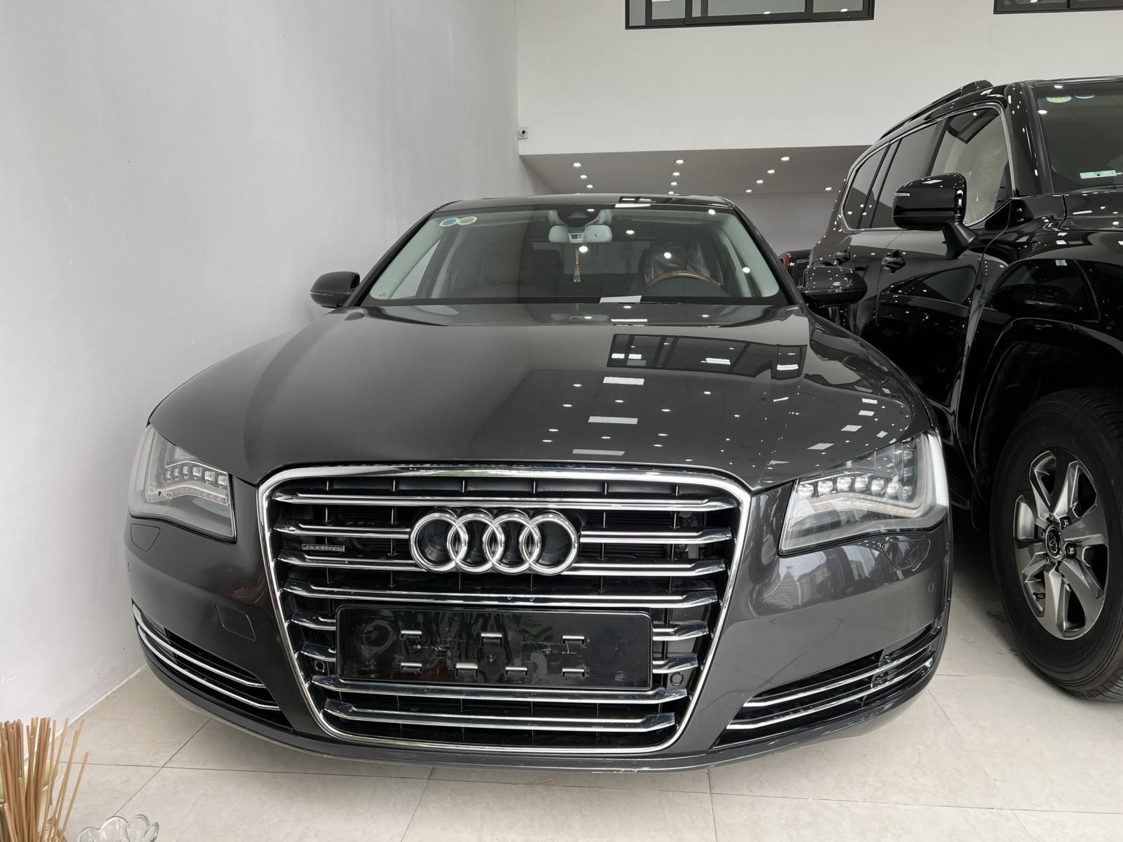 Audi A8 2010 - 3.0 V6 Quattro bản 4 ghế - Duy nhất Việt Nam