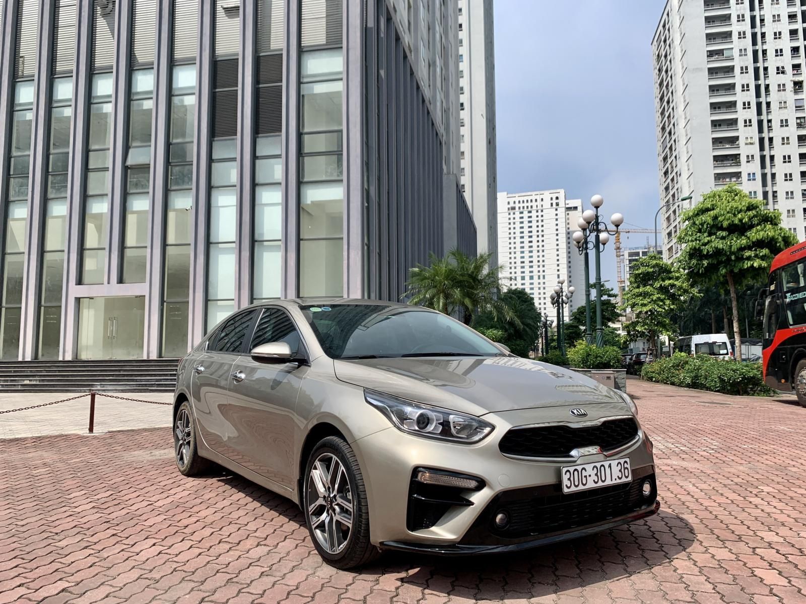 Kia Cerato 2019 - Trang bị option miên man, chủ mới chỉ việc sử dụng