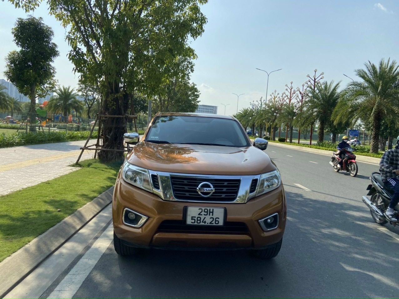 Nissan Navara 2017 - Đăng ký 2017 xe nhập giá chỉ 489tr