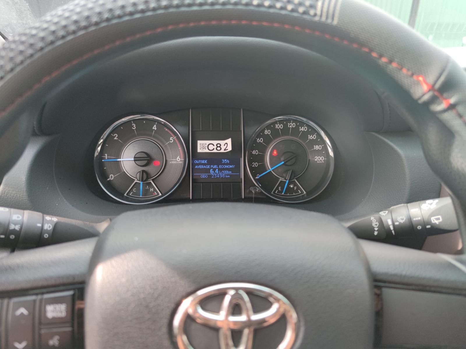 Toyota Fortuner 2020 - Đời 2020, màu bạc, giá cực tốt