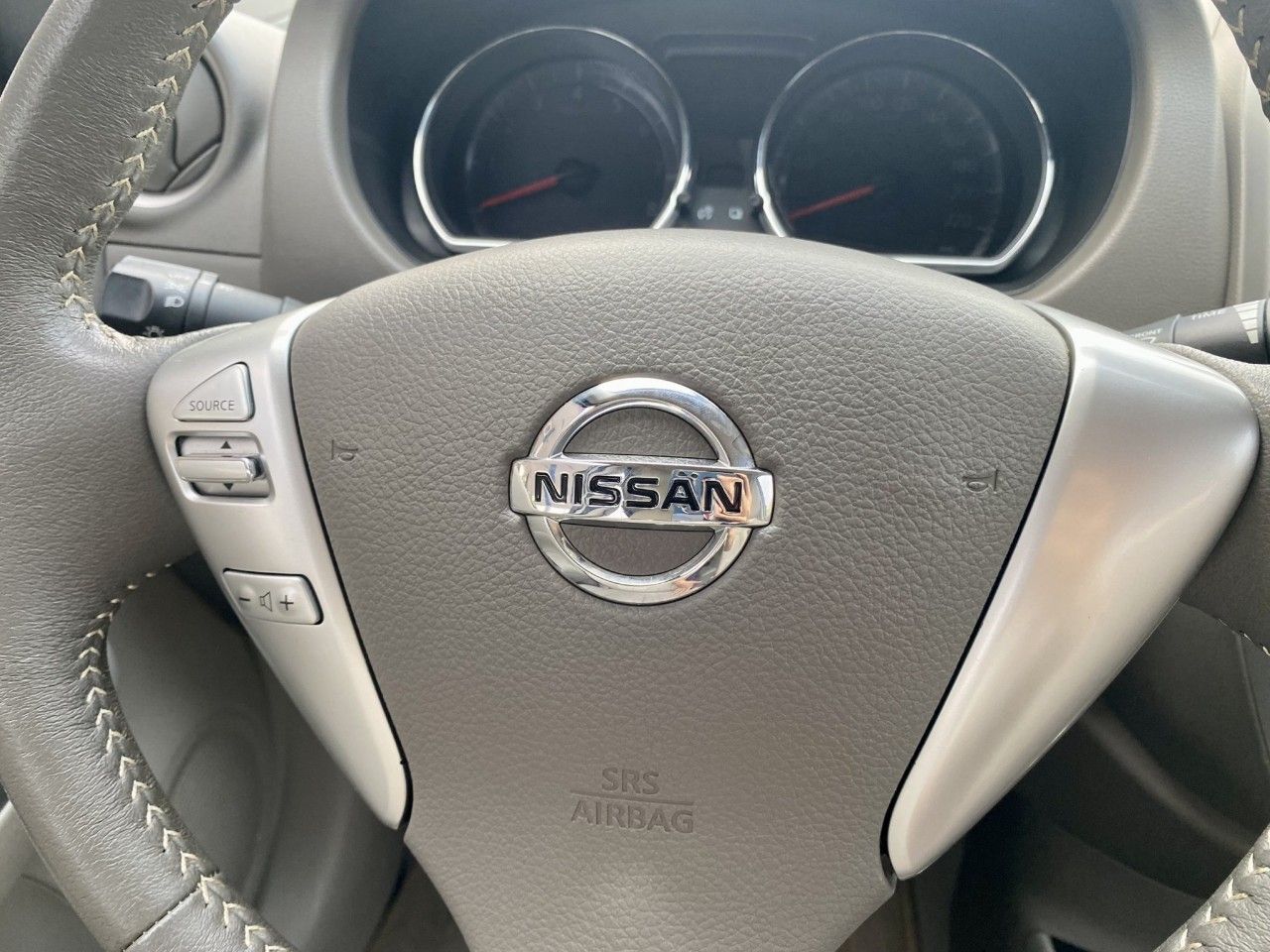 Nissan Sunny 2018 - Trắng ngọc trai cực đẹp