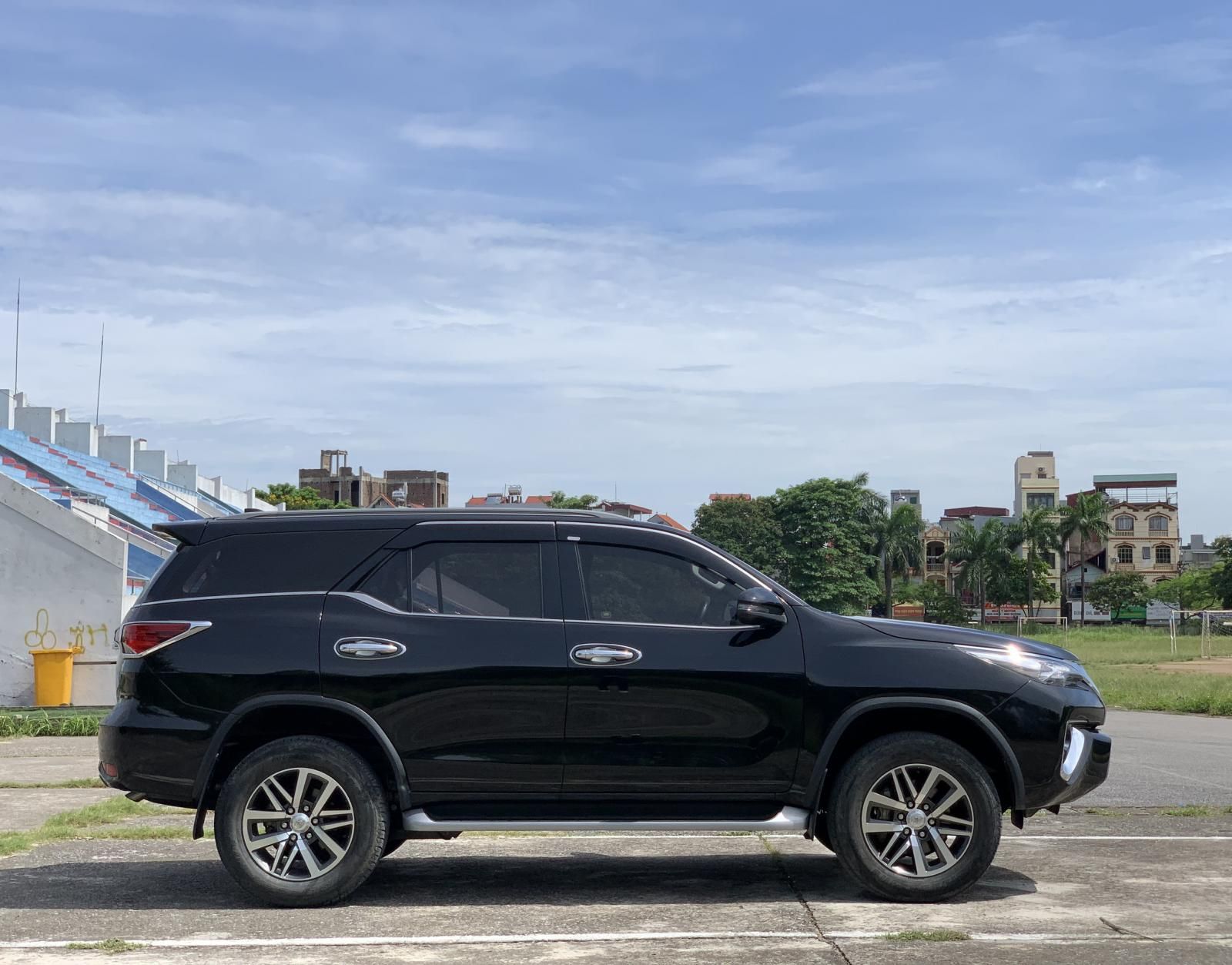 Toyota Fortuner 2019 - Máy dầu, hai cầu