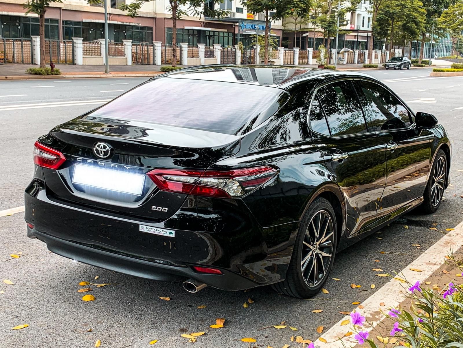 Toyota Camry 2022 - Nhập khẩu Thái - Siêu lướt cập bến Hà Thành