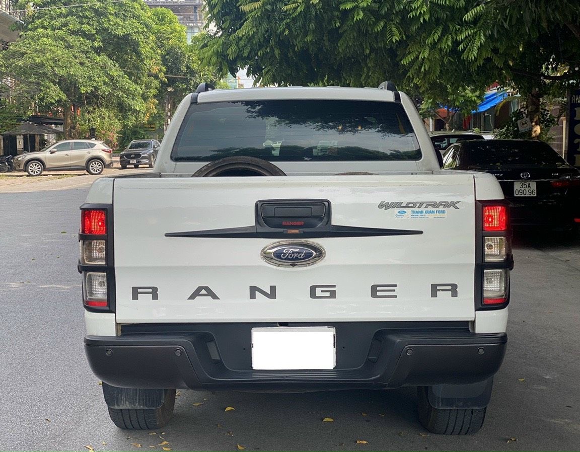 Ford Ranger 2015 - Màu trắng, xe nhập giá cạnh tranh