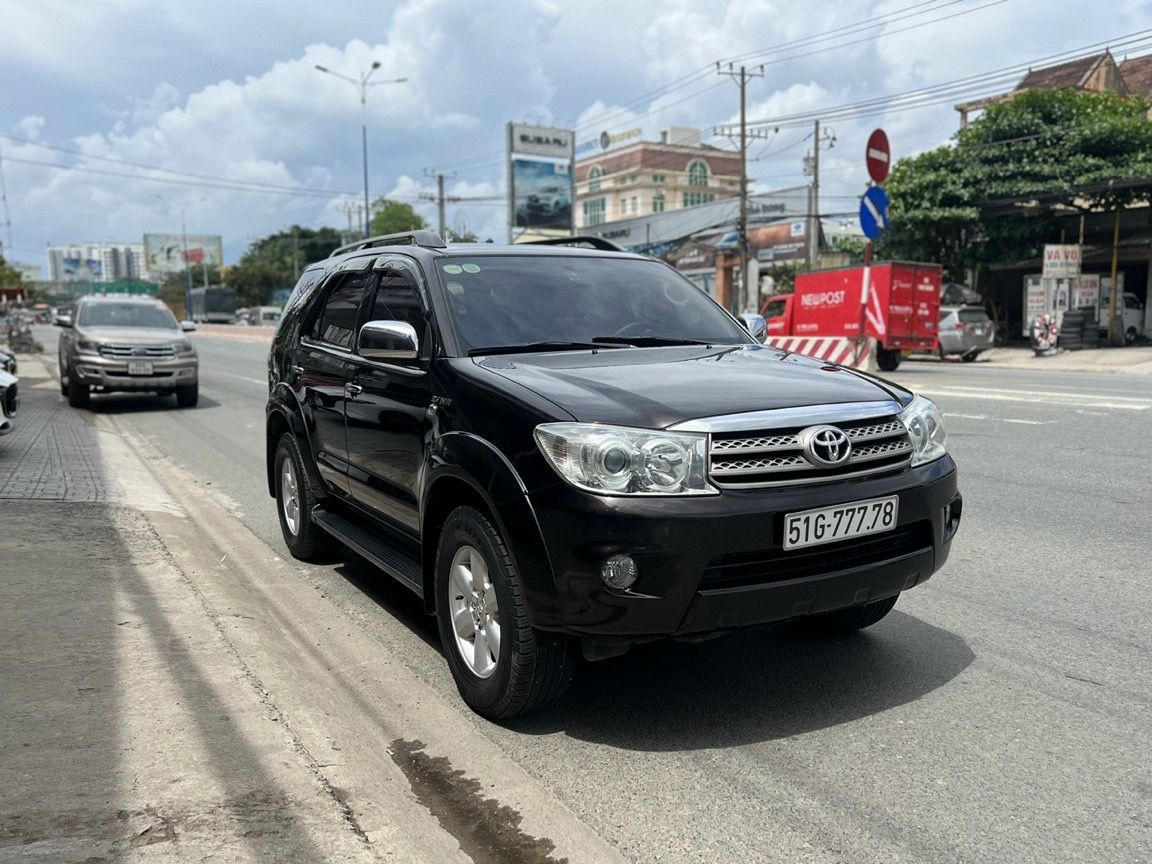 Toyota Fortuner 2010 - Đi chuẩn 13 vạn kilomet xịn