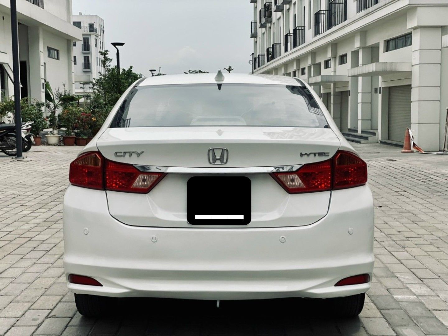 Honda City 2017 - Màu trắng, giá cực tốt