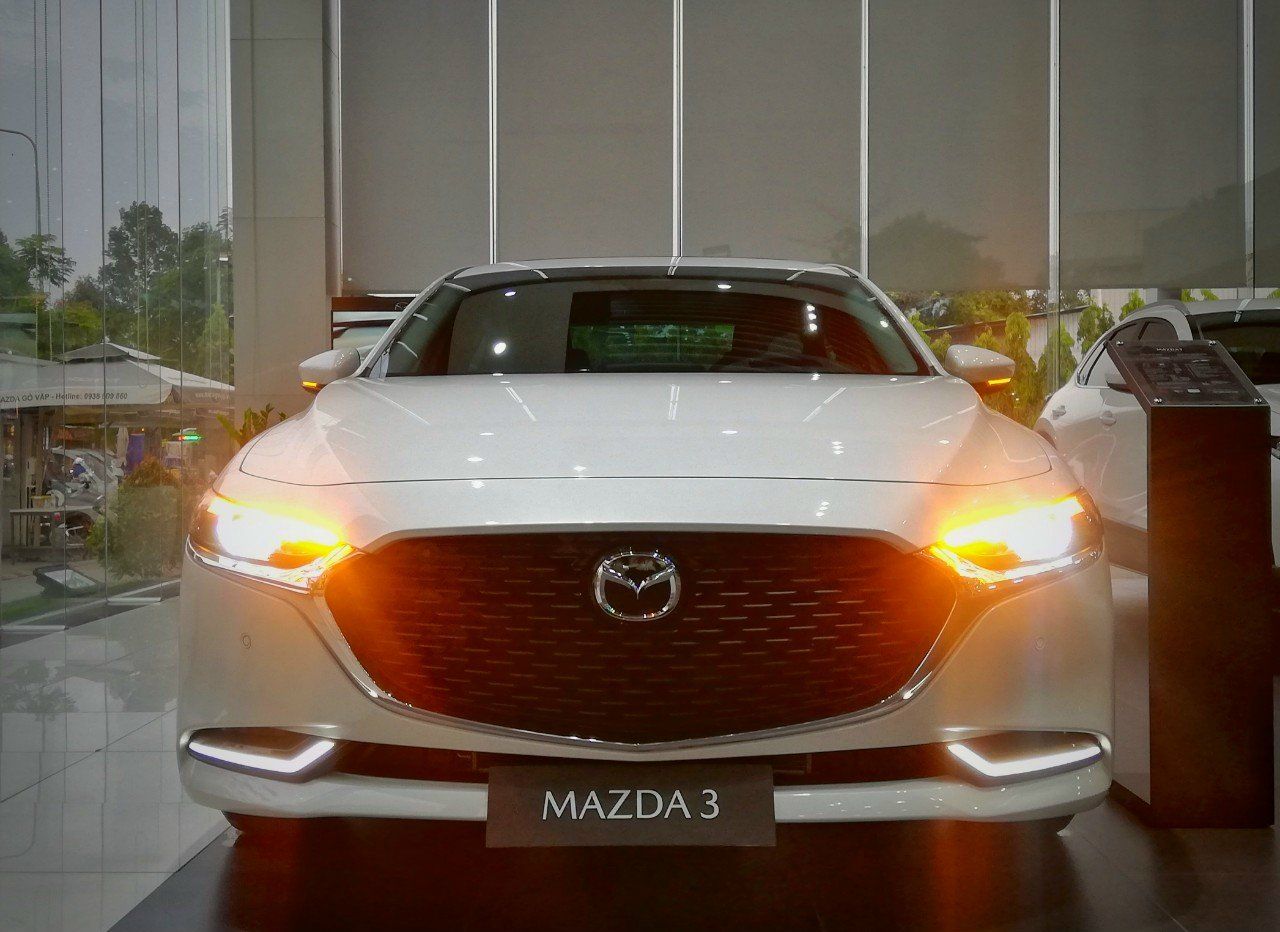 Mazda 3 2022 - Giảm thuế trước bạ 100% - Sẵn xe đủ màu, liên hệ thêm giảm giá tại showroom - Bán lỗ hoàn vốn