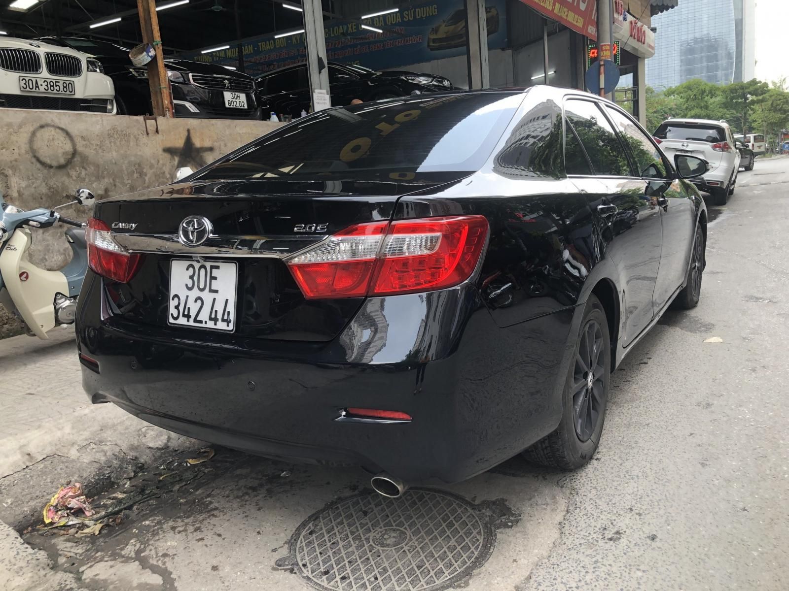 Toyota Camry 2013 - Màu đen, biển Hà Nội