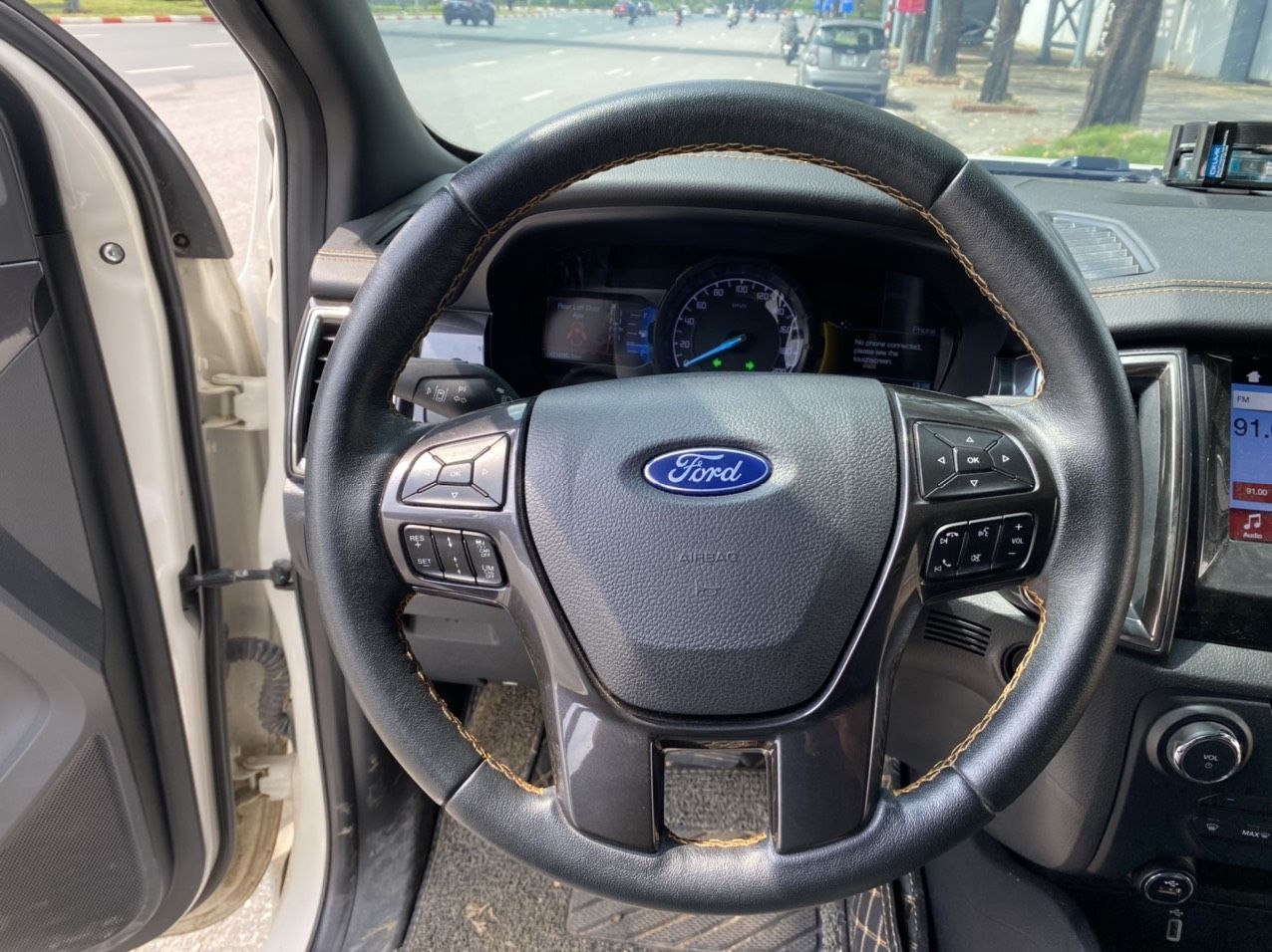 Ford Ranger 2019 - Màu trắng, nhập khẩu nguyên chiếc