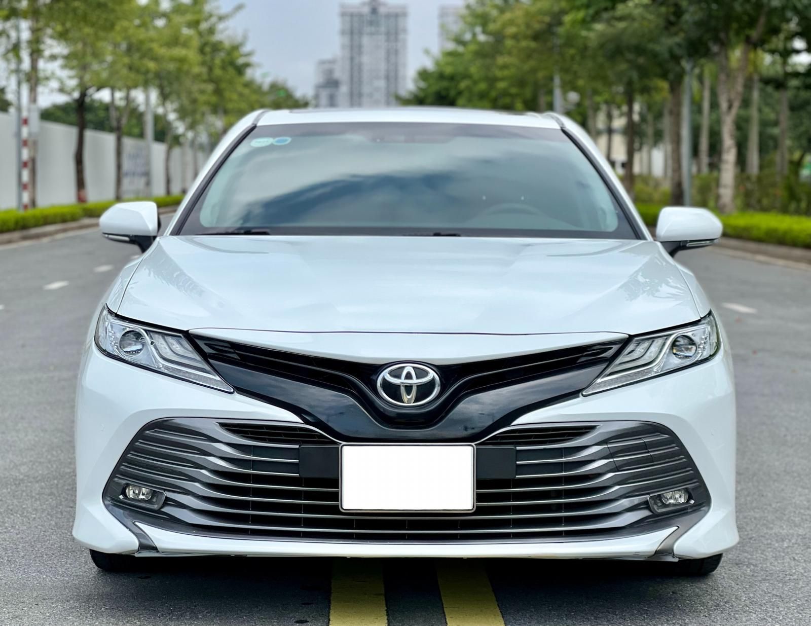 Toyota Camry 2020 - Siêu lướt biển Hà Nội