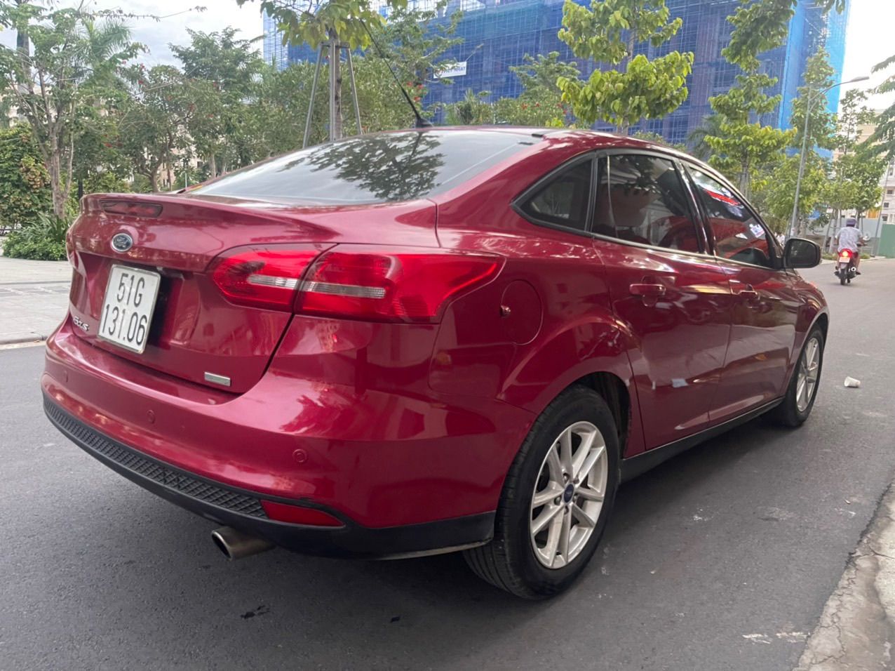 Ford Focus 2017 - Xe 1 chủ đk 2018 biển SG mới 28.000 km, hãng cần bán giá 470tr