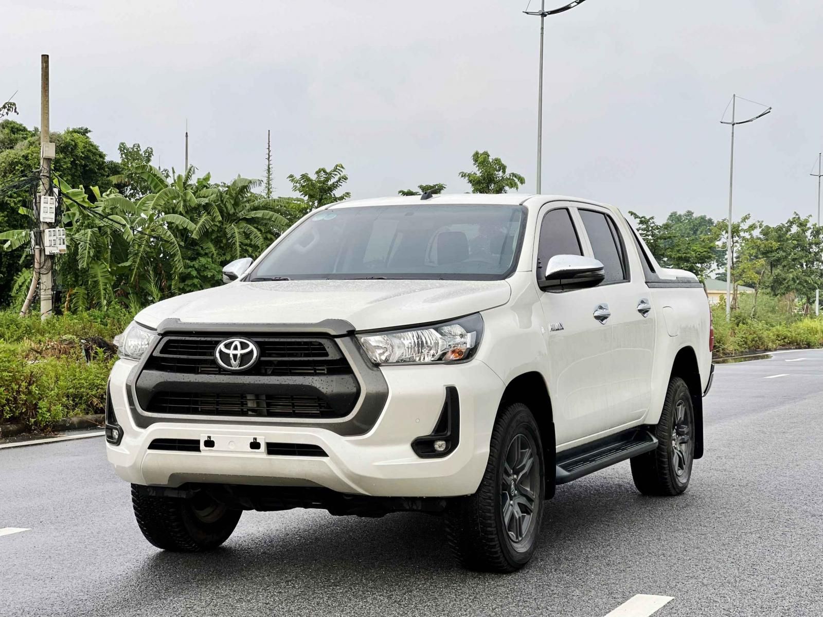 Toyota Hilux 2021 - Thanh lý giá rẻ