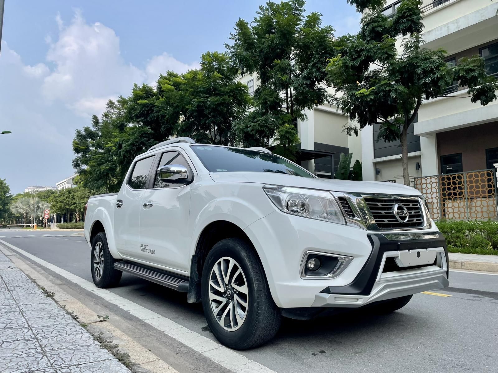 Nissan Navara 2020 - Trắng Ngọc Trinh siêu lướt - Máy dầu bao test check