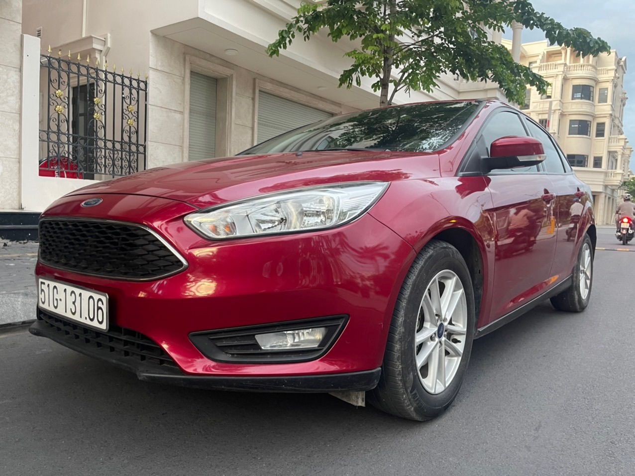 Ford Focus 2017 - Xe 1 chủ đk 2018 biển SG mới 28.000 km, hãng cần bán giá 470tr