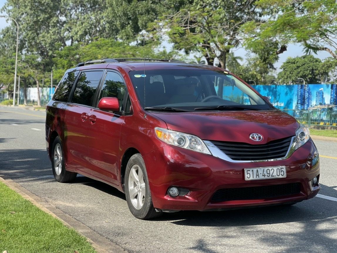 Toyota Sienna 2010 - Nhập khẩu, đi chuẩn 7 vạn km