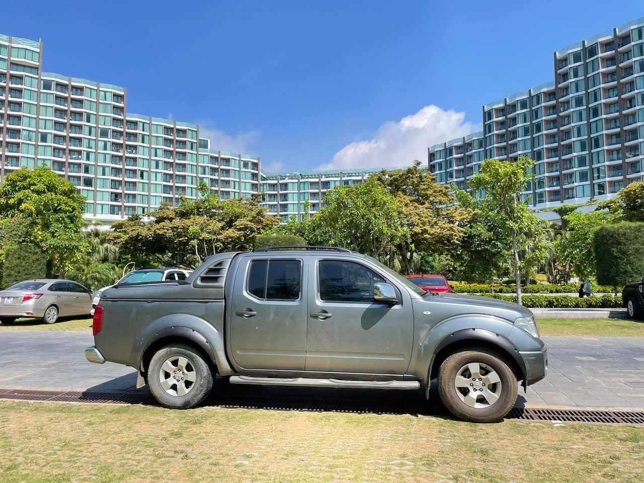 Nissan Navara 2012 - Zin toàn bộ xe - Bao giá