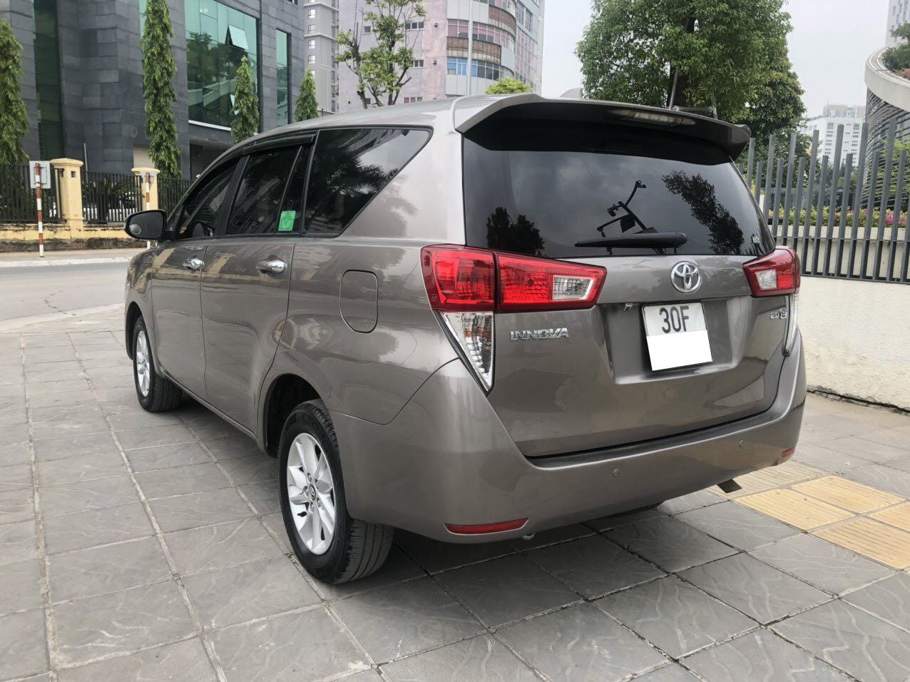 Toyota Innova 2019 - Cần bán xe giá cạnh tranh