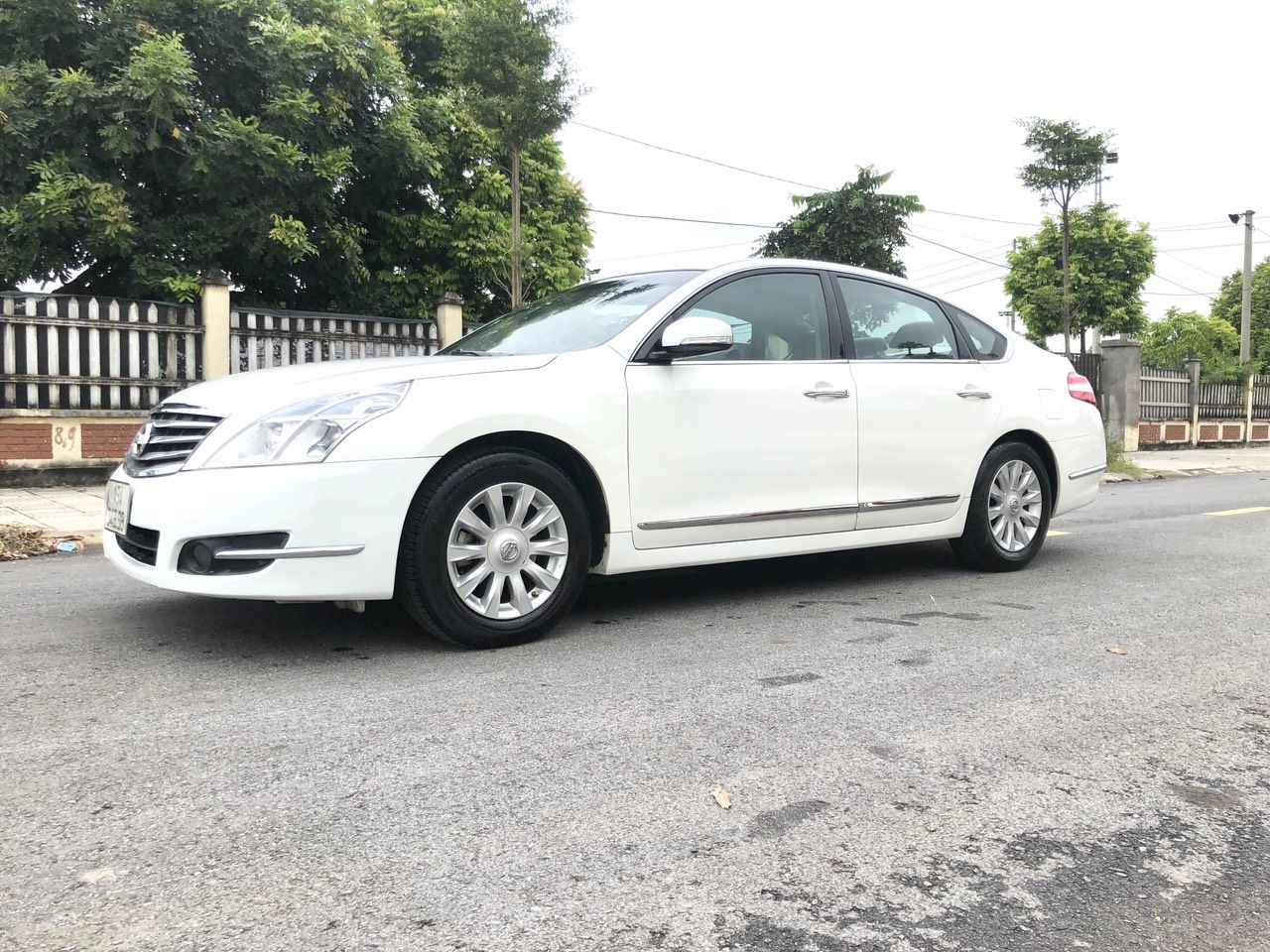 Nissan Teana 2011 - Màu trắng, nhập khẩu nguyên chiếc