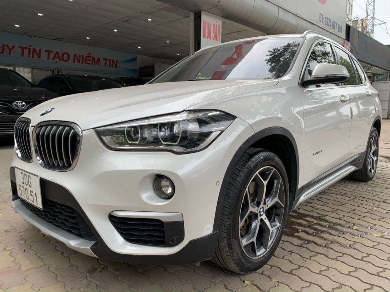 BMW X1 2018 - giá 1 tỷ 370 triệu