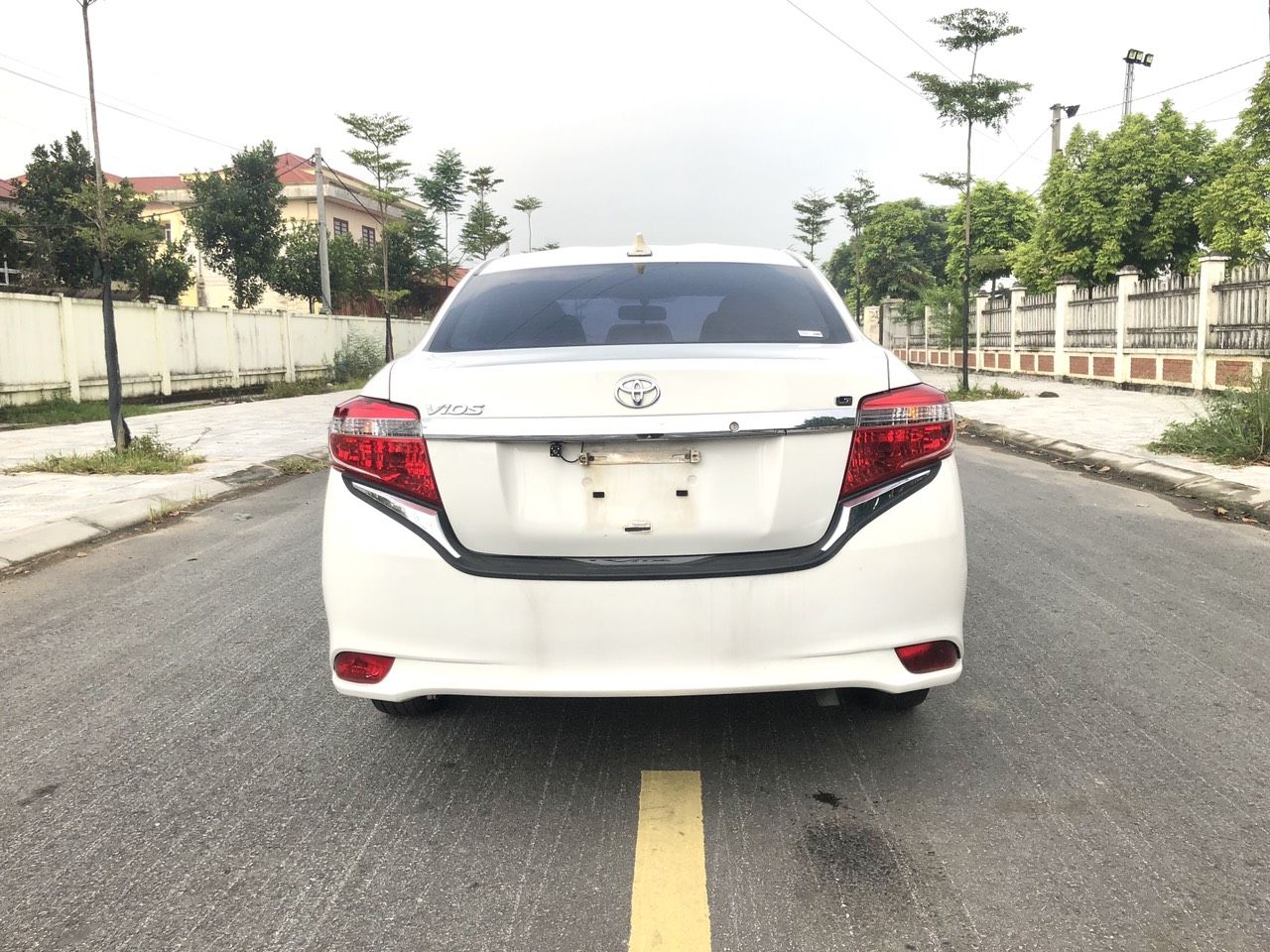 Toyota Vios 2016 - Màu trắng