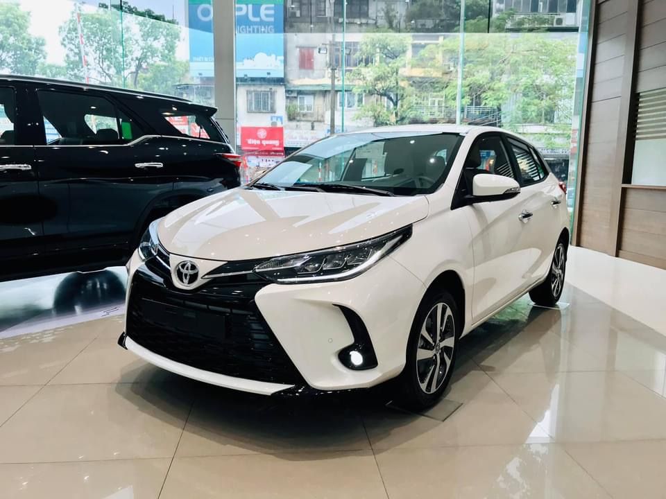 Toyota Yaris 2022 - Toyota Hoàn Kiếm bán xe giá rẻ nhất, xe giao sớm nhất, ngập tràn ưu đãi