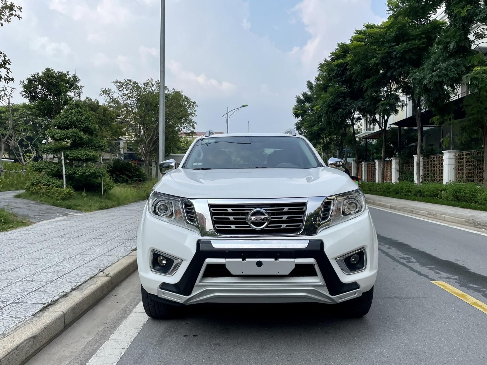 Nissan Navara 2020 - Trắng Ngọc Trinh siêu lướt - Máy dầu bao test check