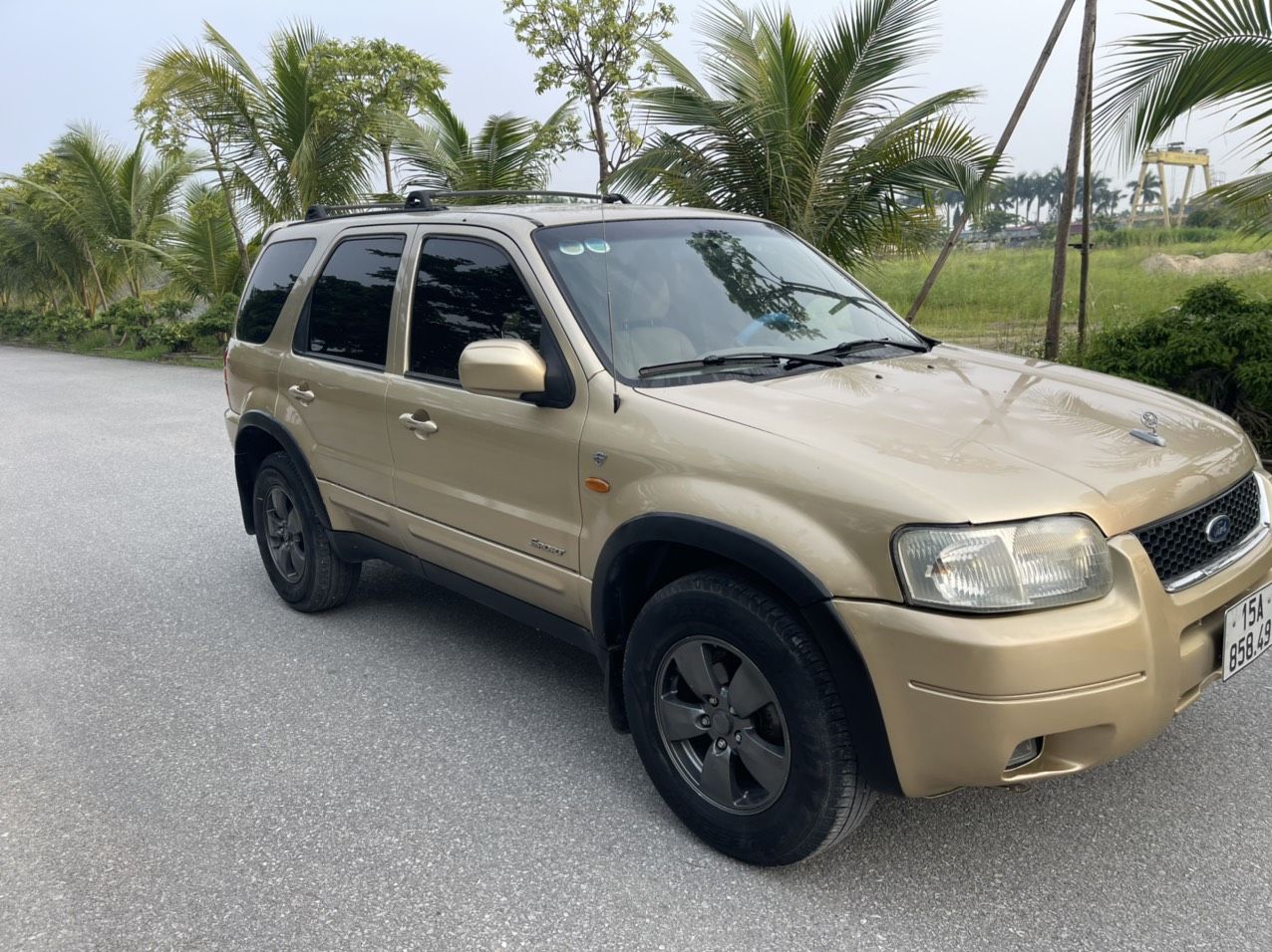 Ford Escape 2003 - Siêu phẩm gầm cao cập bến - Giá bèo tây