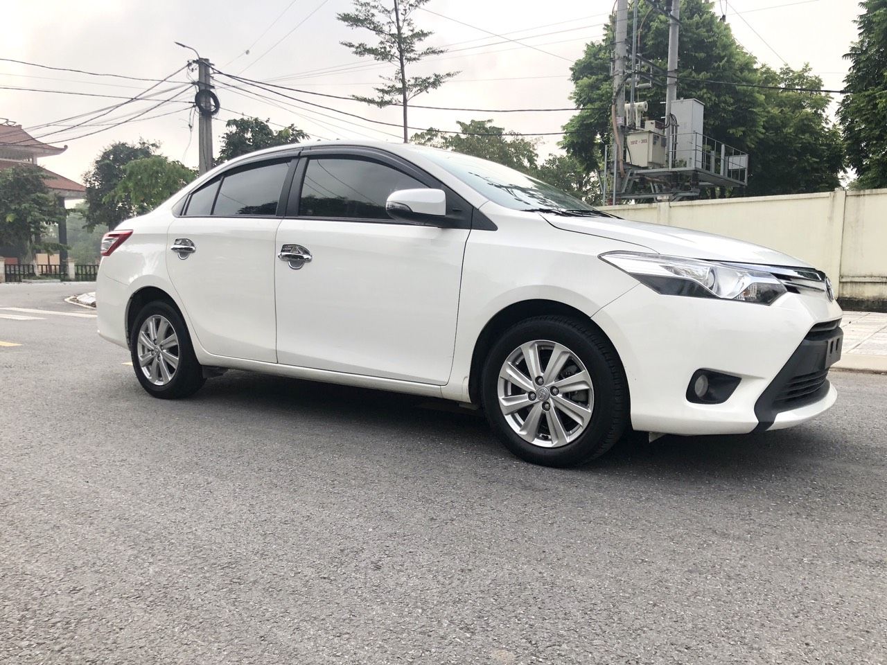 Toyota Vios 2016 - Màu trắng