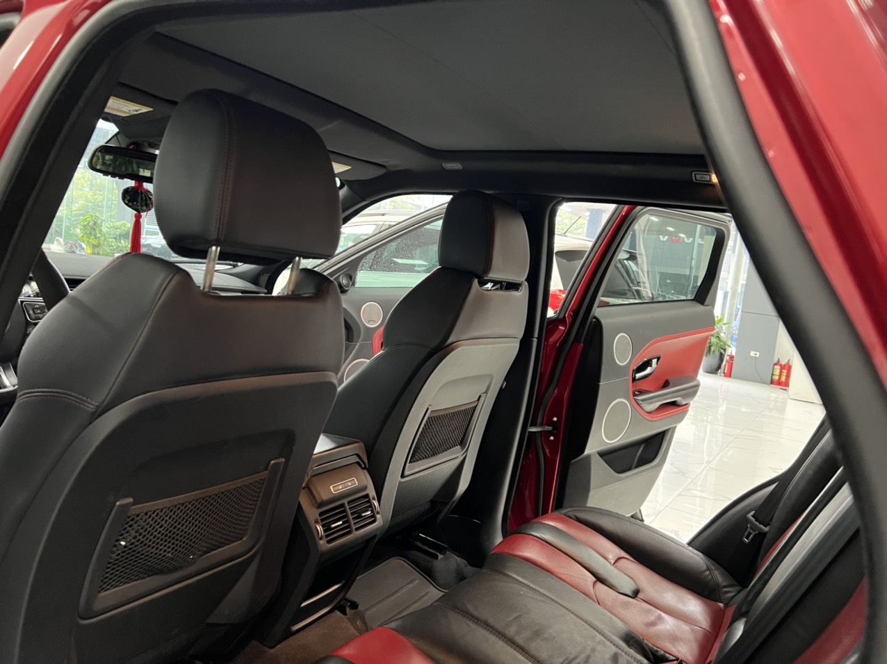LandRover Evoque Dynamic 2014 - Bán ô tô LandRover Evoque Dynamic sản xuất năm  2014, màu đỏ, nhập khẩu nguyên chiếc