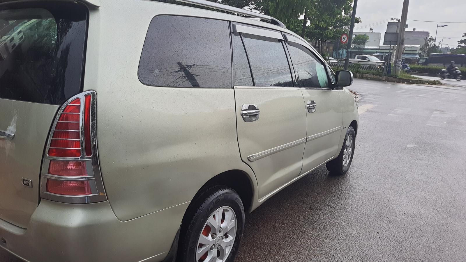 Toyota Innova 2006 - Full option