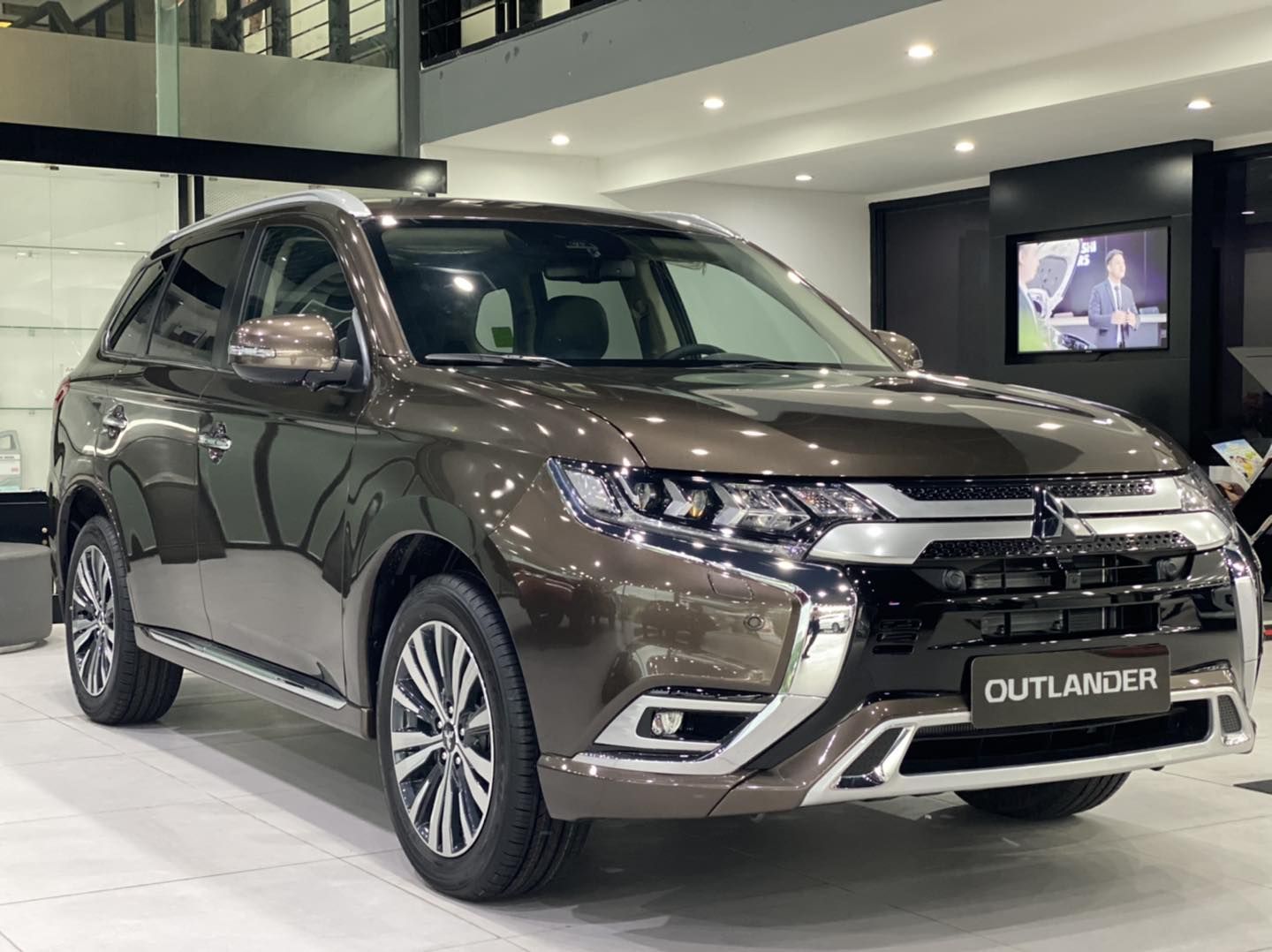 Mitsubishi Stavic 2022 - Bán xe 7 chỗ gầm cao