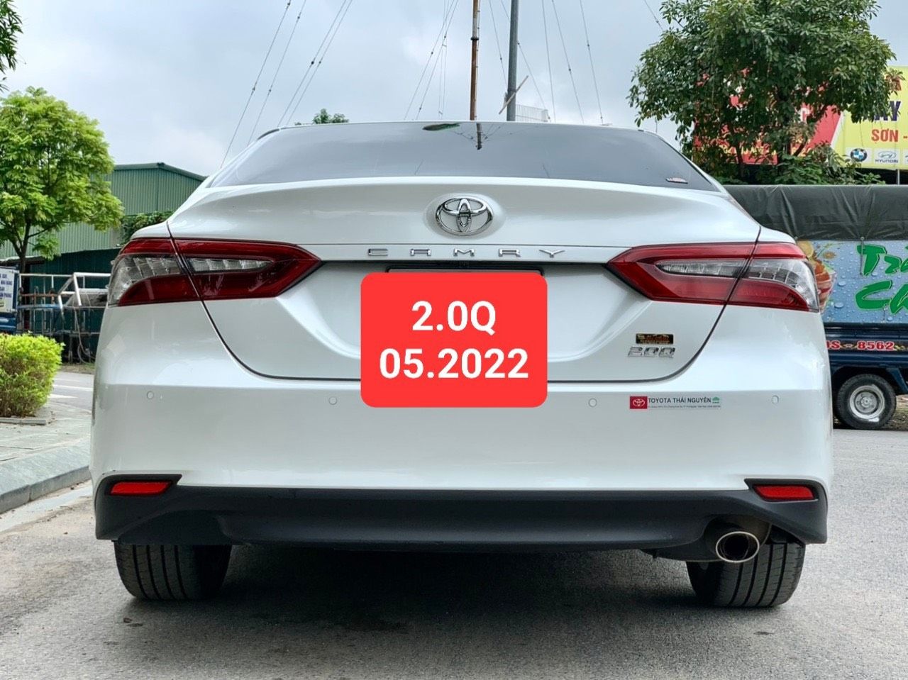 Toyota Camry 2022 - Trắng, nội thất kem