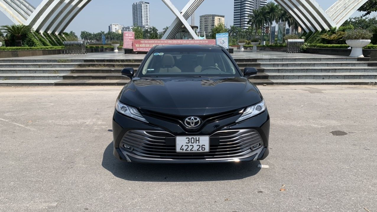 Toyota Camry 2019 - Tư nhân sử dụng