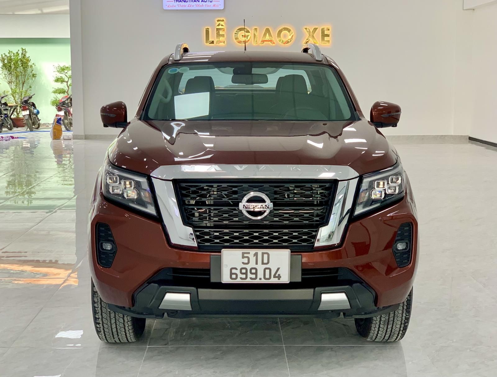 Nissan Navara 2021 - [Hàng chất siêu lướt 7,900km] - Xe mới đăng kí 2022. Bao test và bank 70%. LH giá tốt nhất Bình Dương