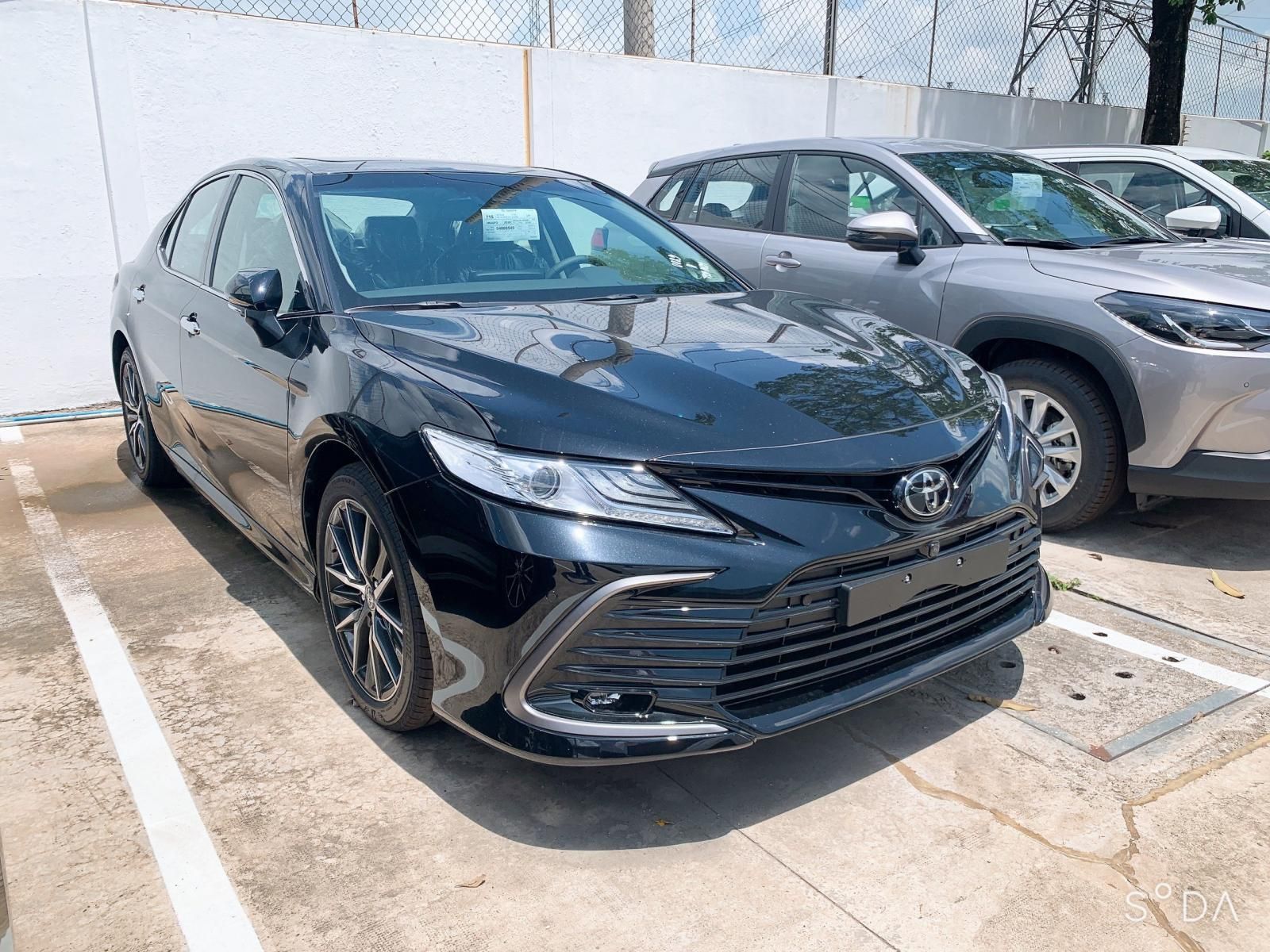 Toyota Camry 2022 - Nhập khẩu nguyên chiếc